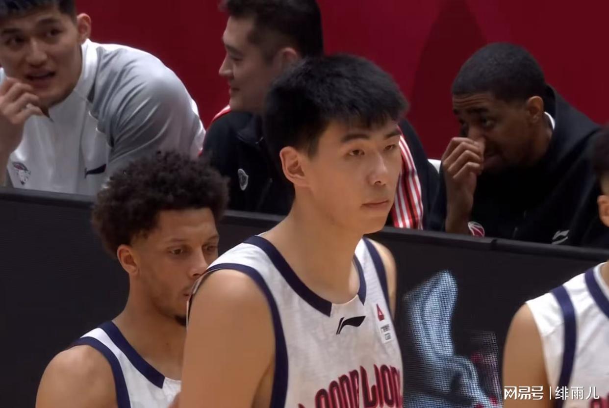 开云下载-断档式领先！徐昕封盖碾压全联盟，将躺进中国男篮国家队？